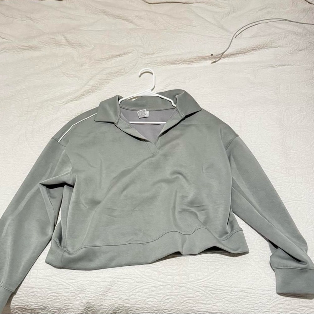 Target Women's V-Neck Sweater - Gray
